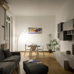 https://bilocale-quartiere-city-life.italymilanhotels.net
